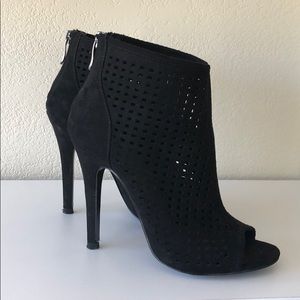 Chinese Laundry open toe booties